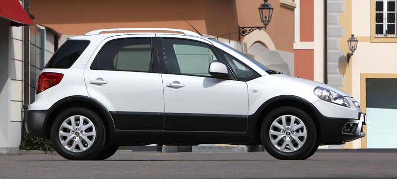 Fiat Sedici: nowy wygląd i silniki (1,6 88 kW a 2,0 JTD 99 kW)