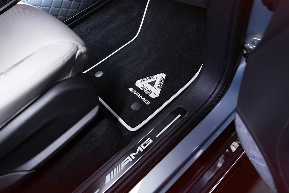 Art Cars Mercedes-AMG i Palace Skateboards