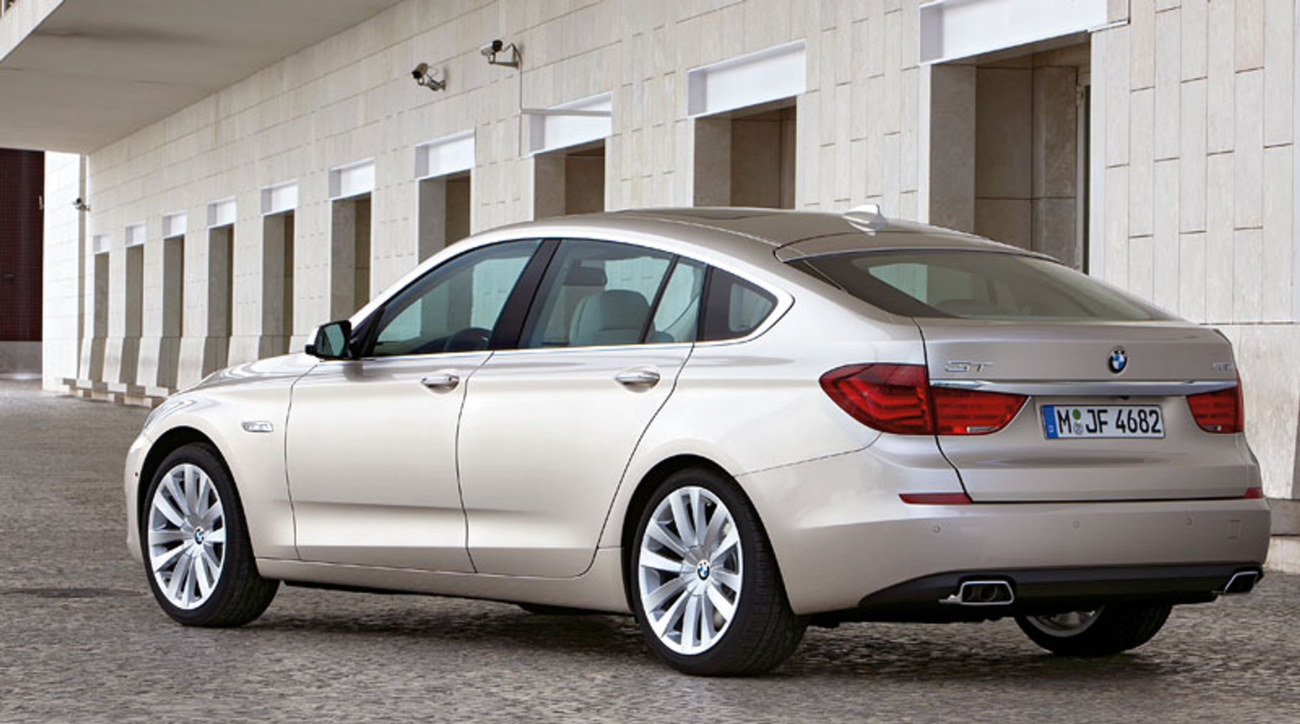 IAA Frankfurt 2009: BMW 5 GT – pierwsze wrażenia (fotogaleria)