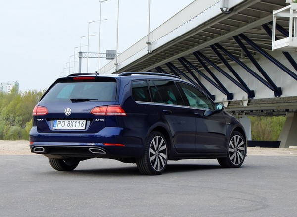 Volkswagen Golf 2.0 TDI Highline - byle nie przeinwestować! | TEST