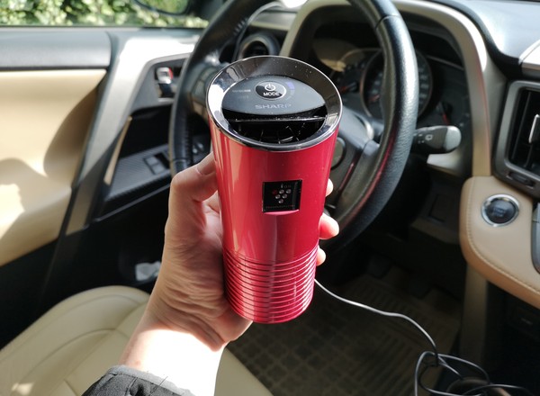 Czystsze powietrze w kabinie – test Sharp UJ-GC20E