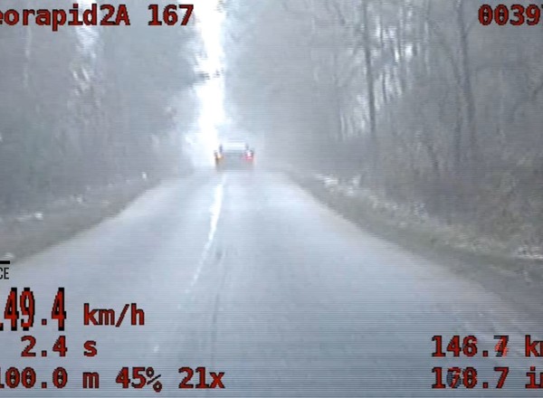 Przekroczył prędkość o 99 km/h w terenie zabudowanym [WIDEO]