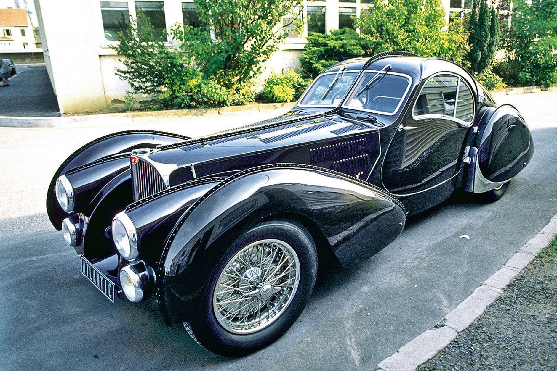 8 – Bugatti Type 57 (1934-40)