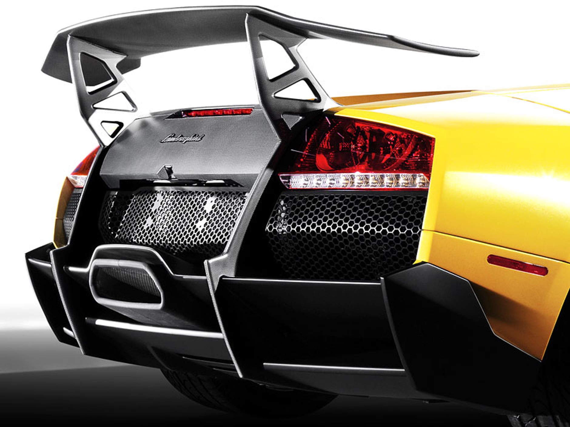 Lamborghini Murcielago SuperVeloce – byk w ataku (fotogaleria+wideo)