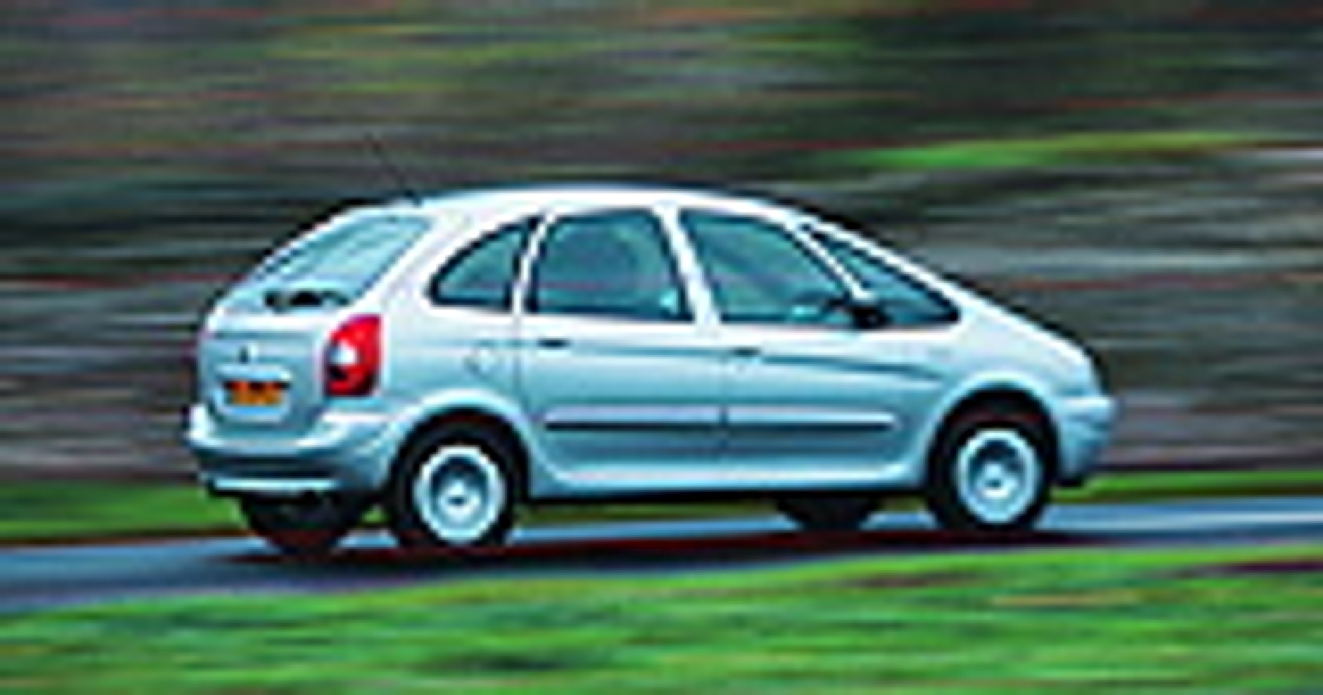 Oszczędna Xsara i mocne vany