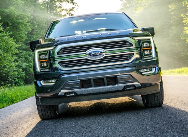 Nowy Ford F-150 – make America work again!