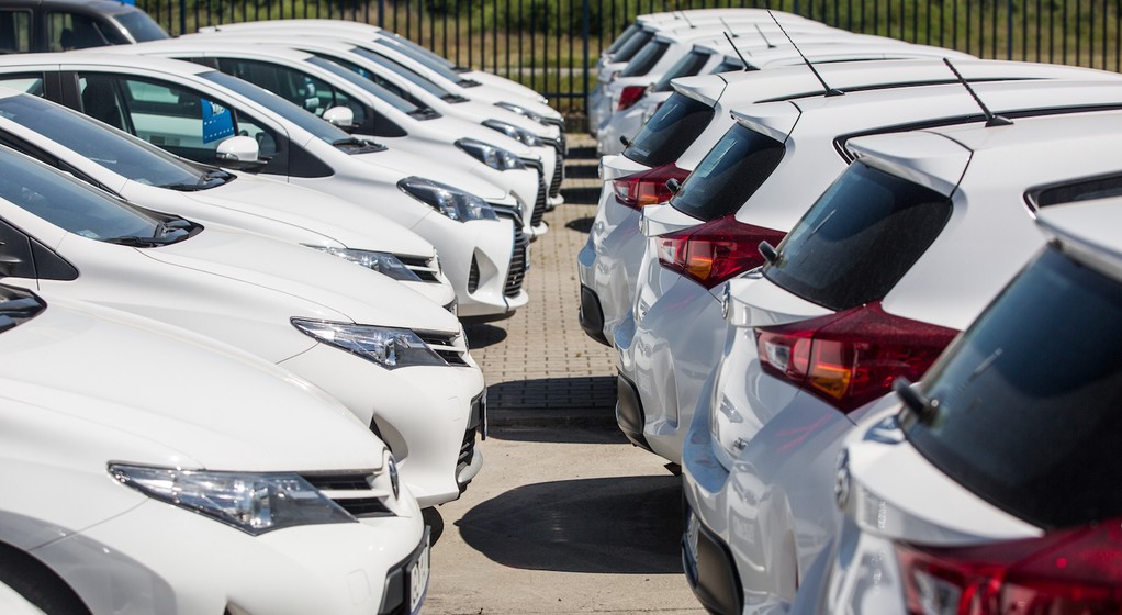 Samochody poleasingowe