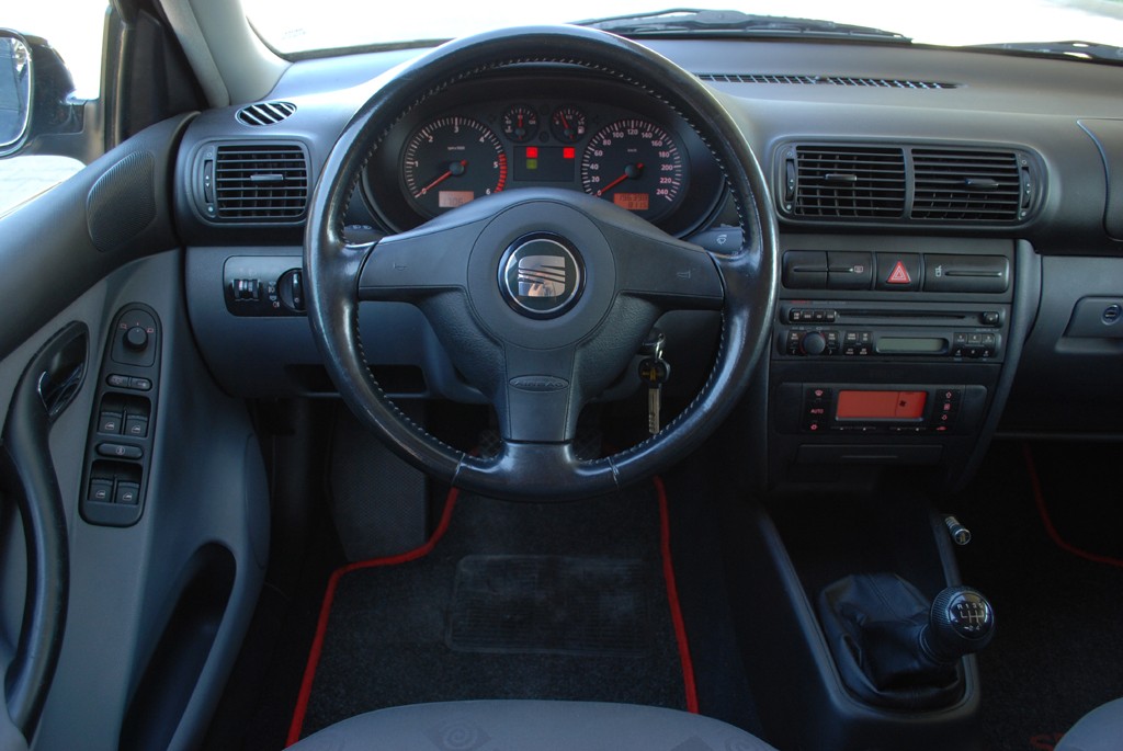 Seat Leon 1.9 TDI - Ma osobowość i solidną budowę