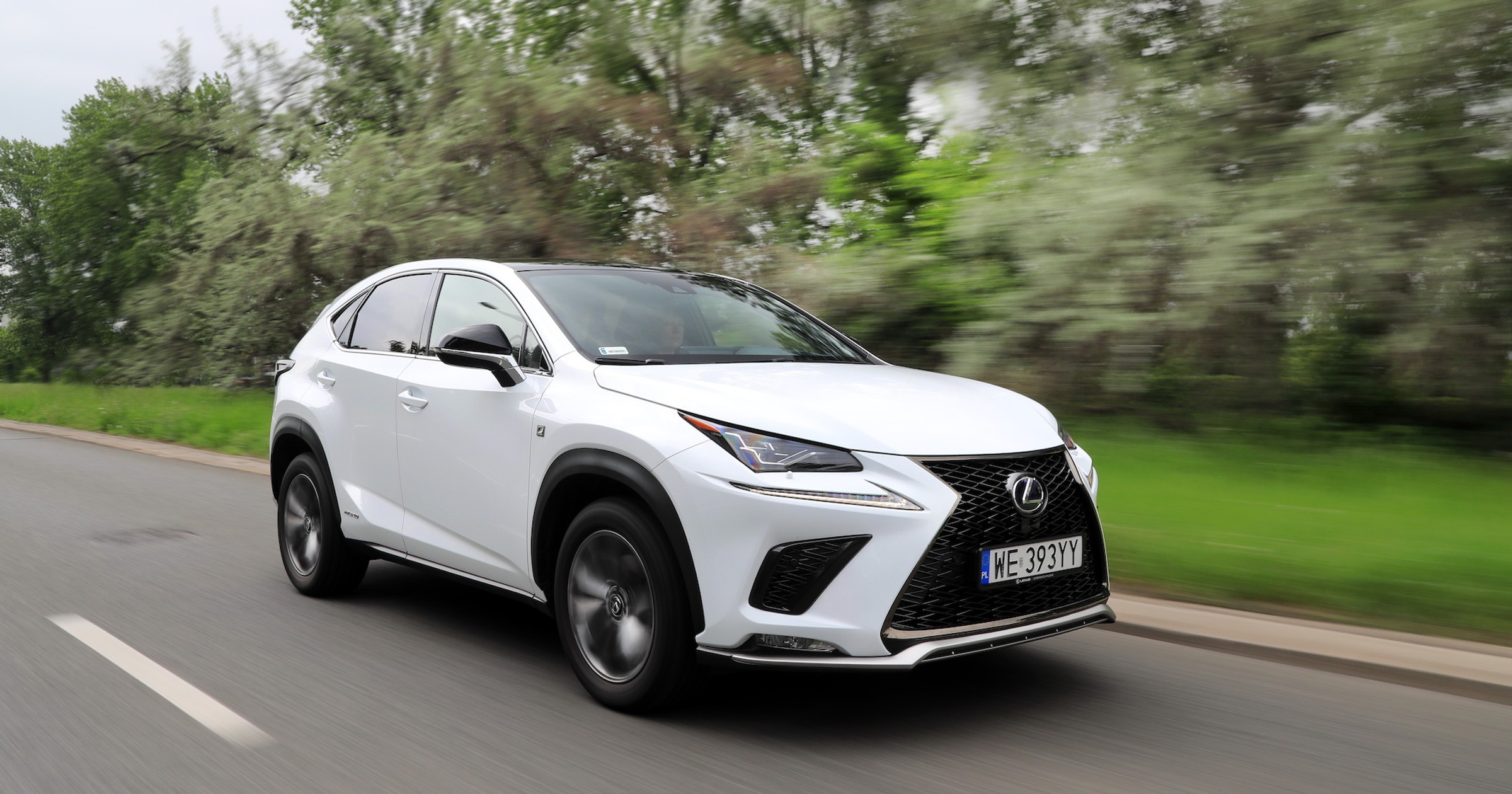 Lexus NX 300h F-Sport