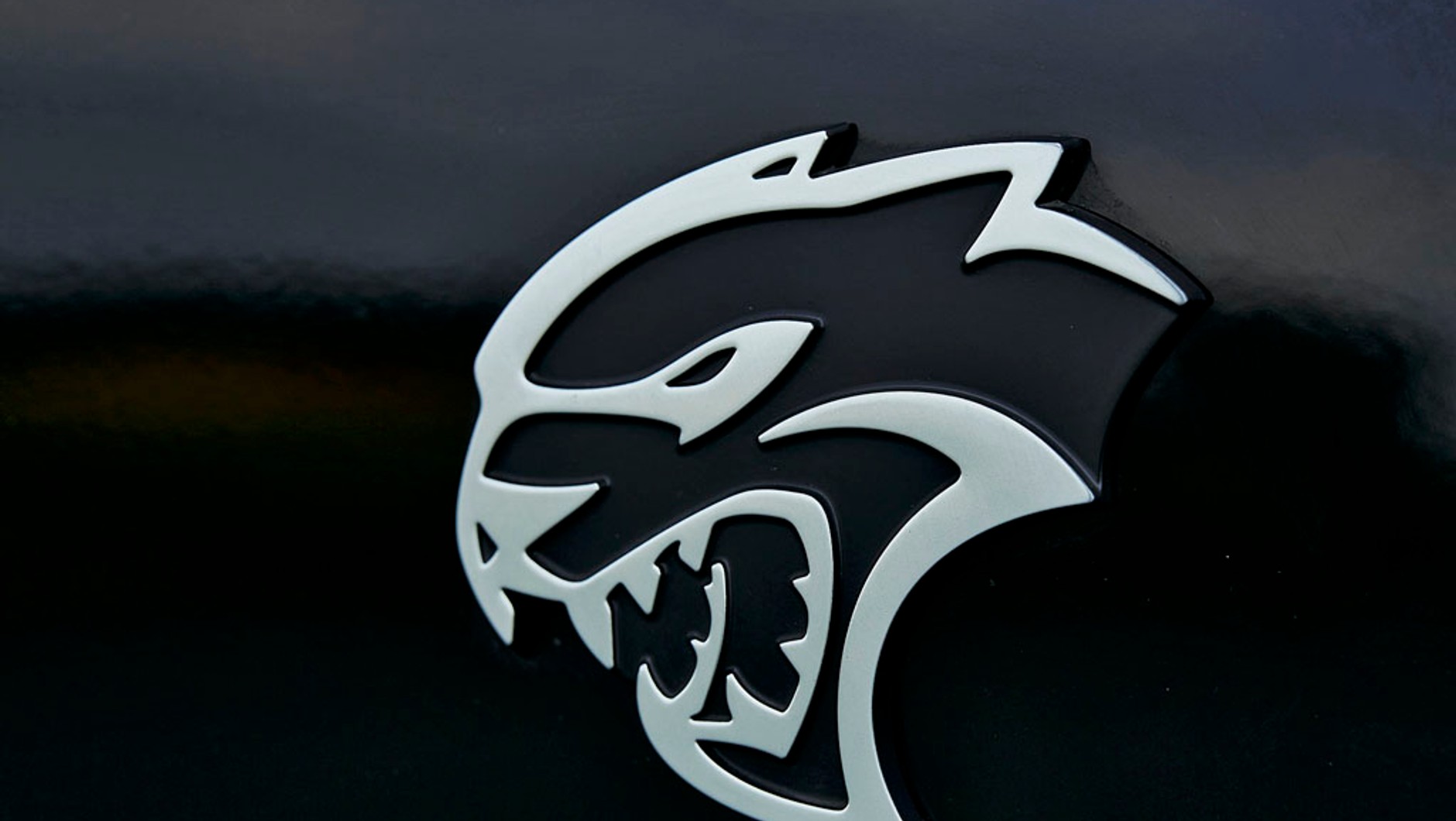 Brutal kontra anioł - czyli, Dodge Charger Hellcat kontra Tesla Model S P85D