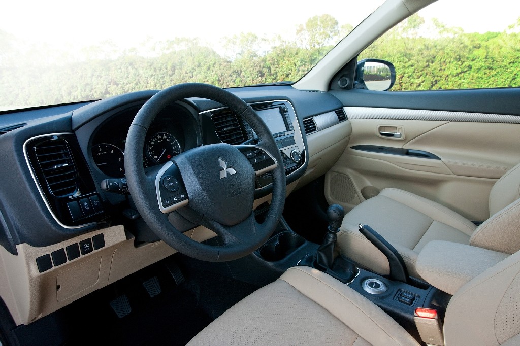 Mitsubishi Outlander bez tajemnic - zdjęcia