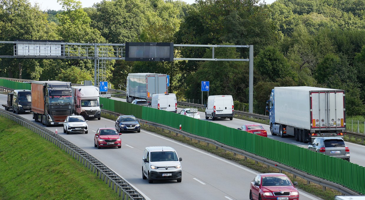 Nowy odcinkowy pomiar prędkości na autostradzie. Ruszył punktualnie o 12.00
