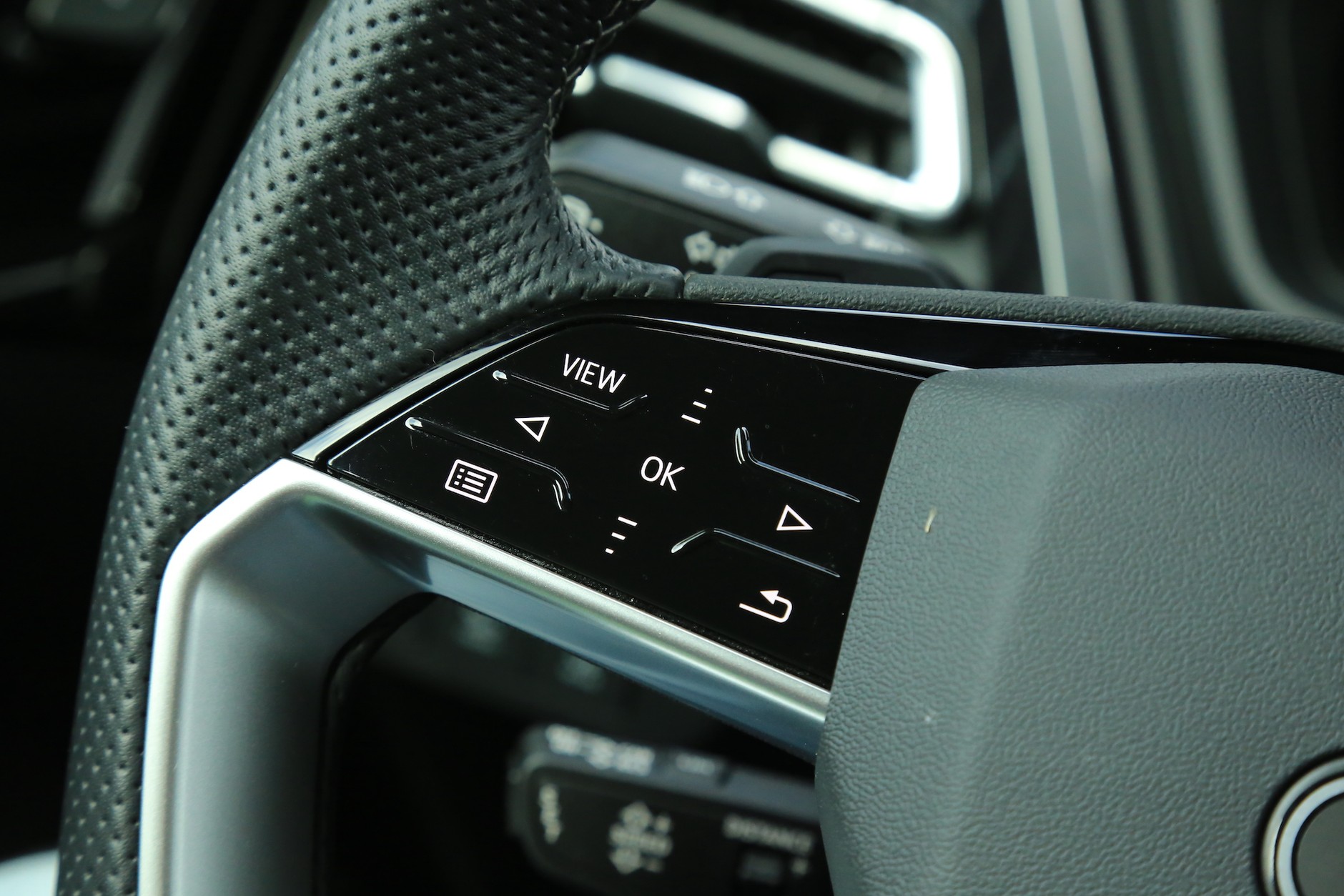 Audi Q4 e-tron 40 (2021)