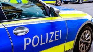 88-latek chciał pomóc żonie przy parkowaniu. Skończyło się tragedią