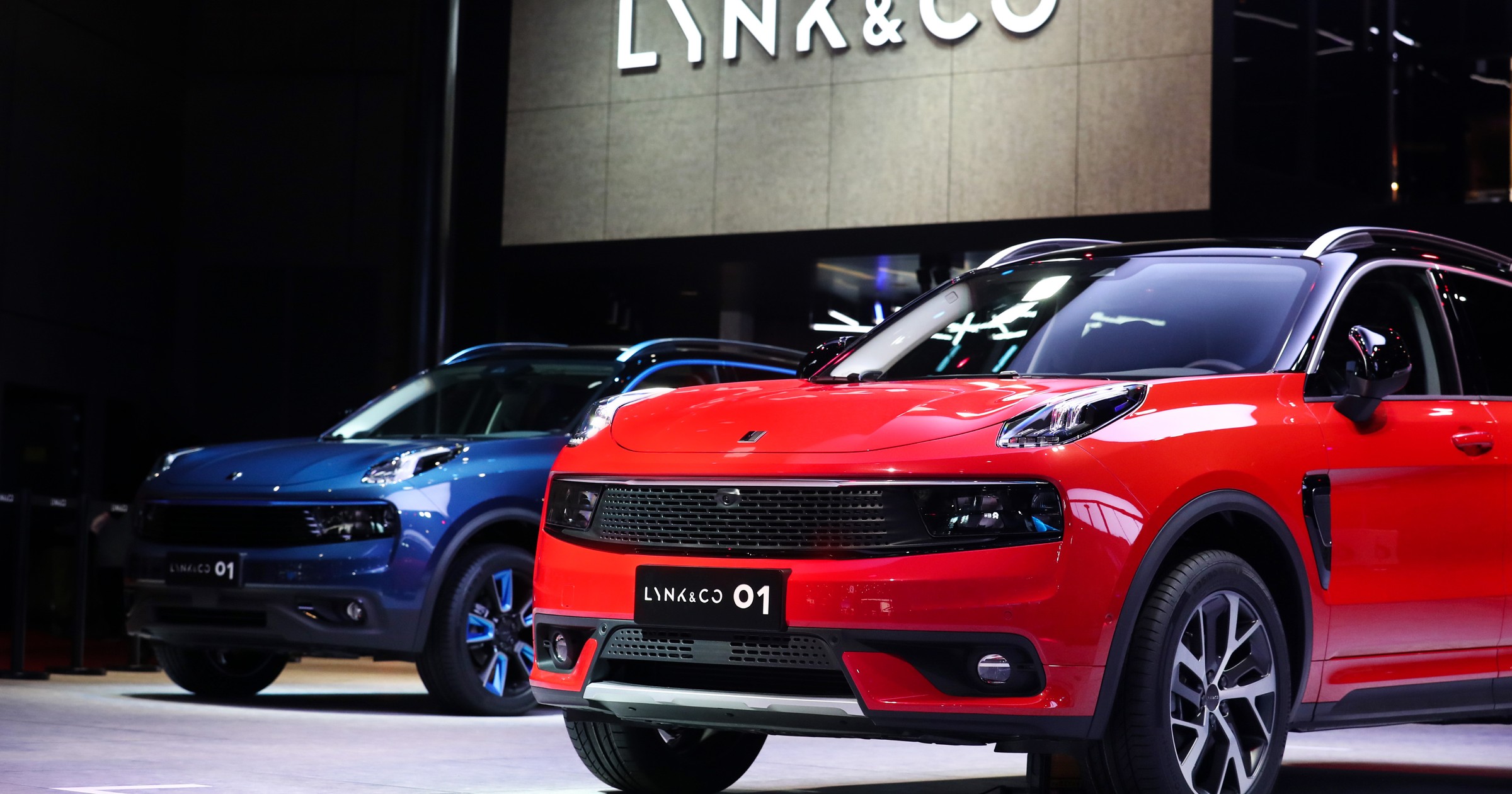 Lynk & CO 01