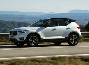 Volvo XC40 - nieduże tylko z zewnątrz
