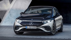 Mercedes oferuje skrętne koła w... abonamencie