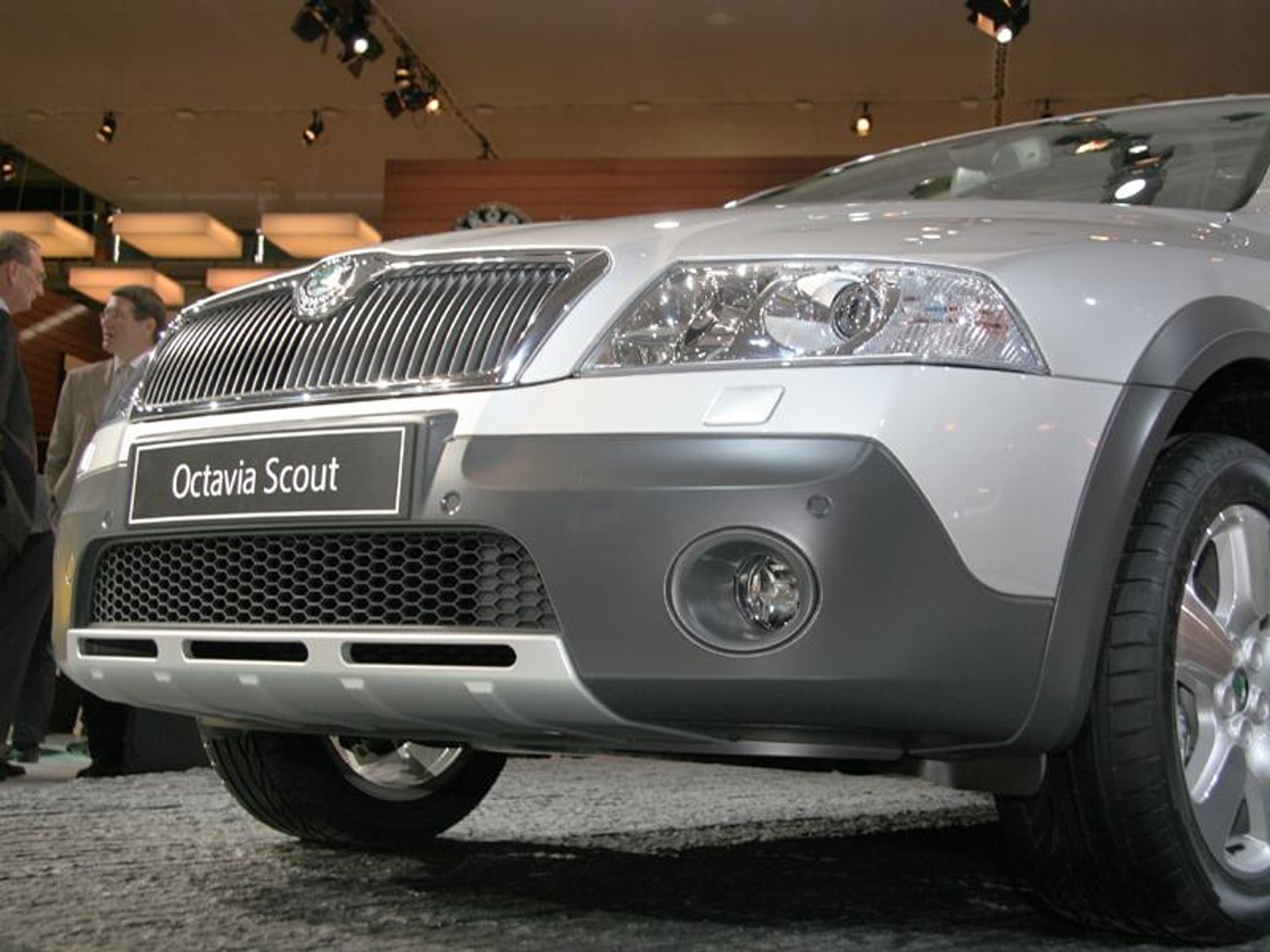 Paryż na żywo: fotogaleria z targów – Skoda Octavia Scout i Skoda Joyster