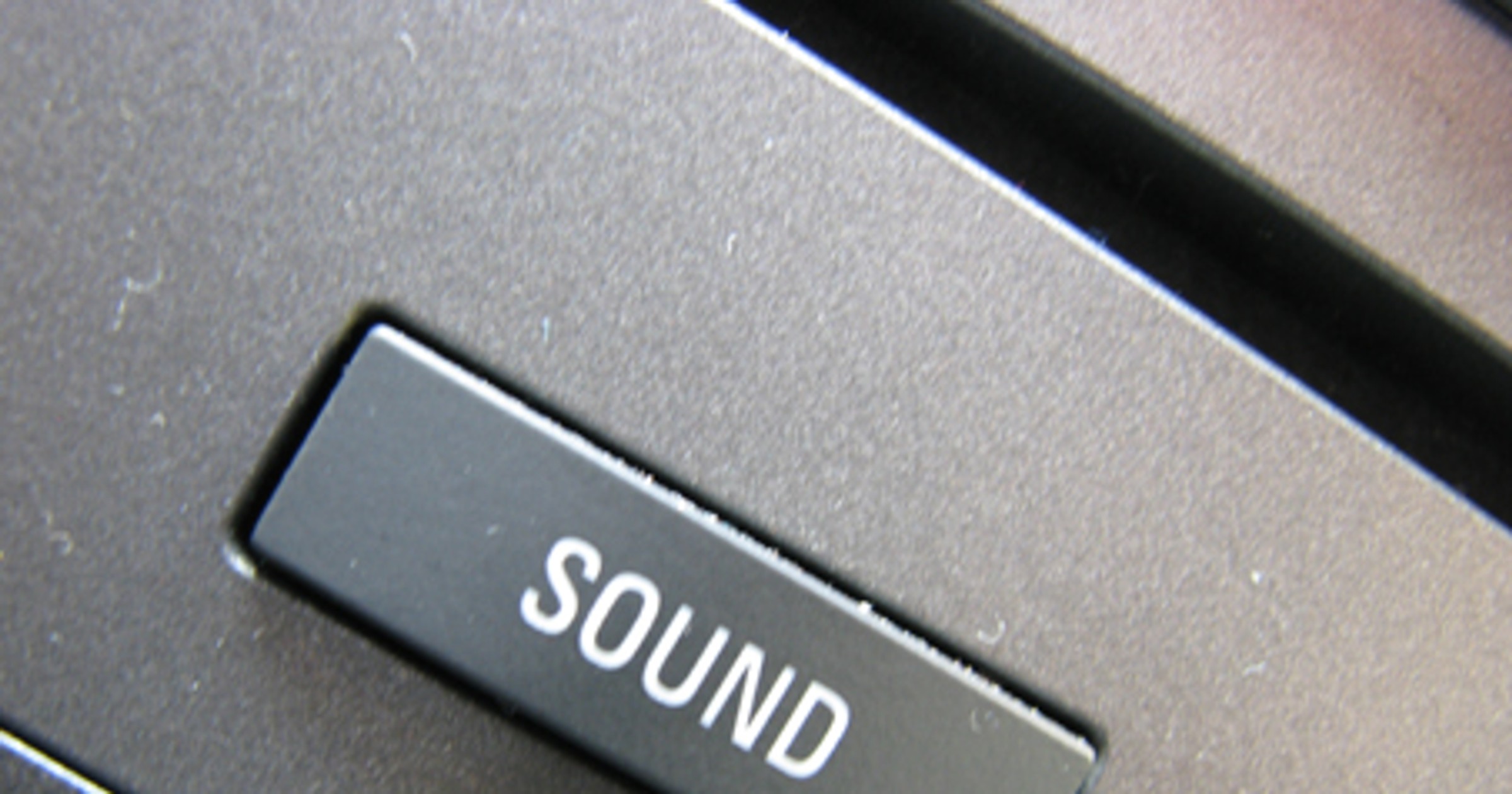 Test fabrycznych systemów car audio
