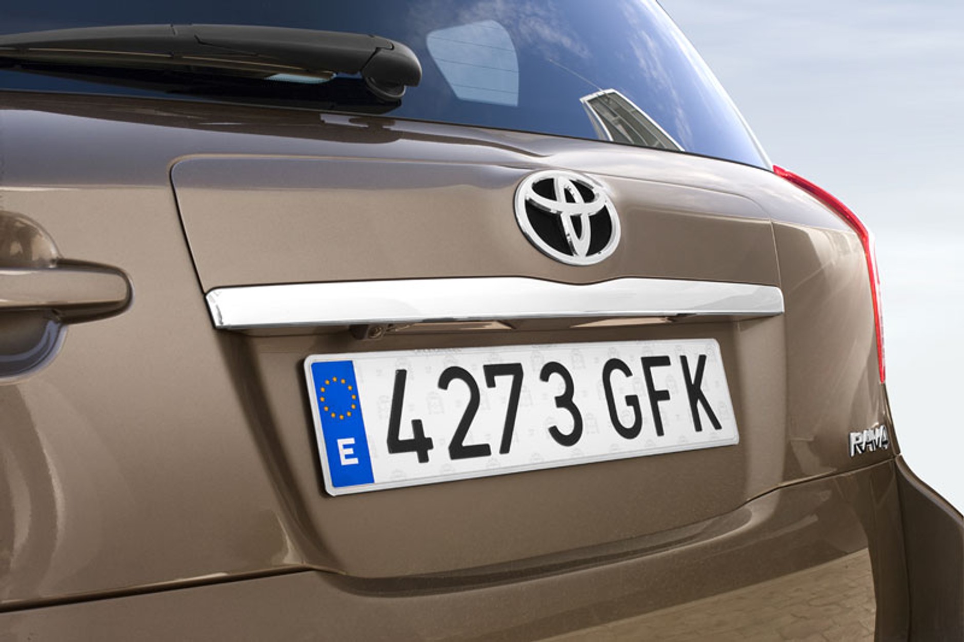 Bolonia 2008: Toyota RAV4 po faceliftingu