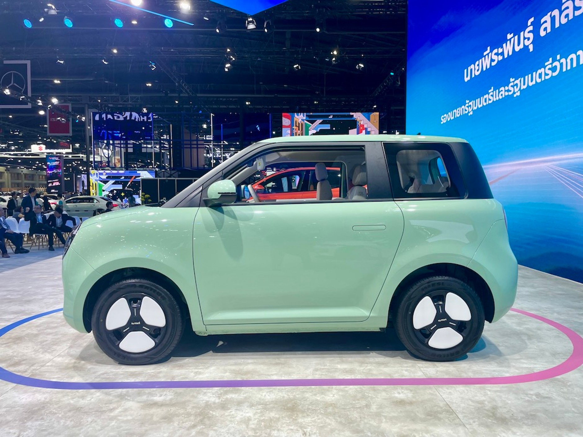 Salon w Bangkoku 2024 – auta chińskie