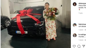 Cristiano Ronaldo podarował mamie Mercedesa