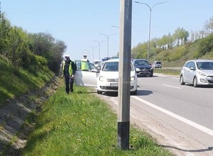 Policjanci sądzili, że zatrzymują pijanego kierowcę. Ich zaskoczeniu nie ma się co dziwić