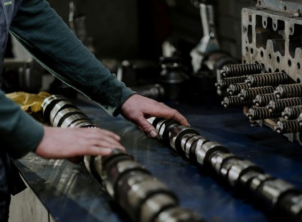 SRLine – jak stworzyć silną markę części samochodowych?