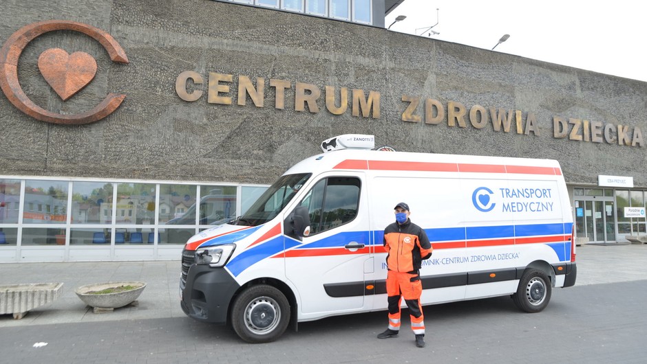 Renault Master Izoterma dla Centrum Zdrowia Dziecka