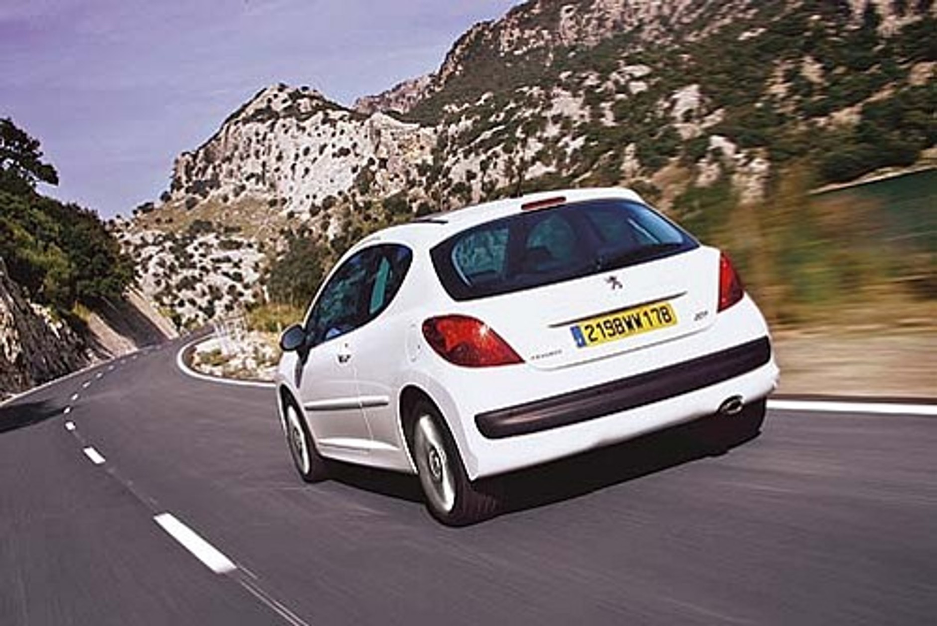 Peugeot 207 - nowy koń pociągowy Peugeota