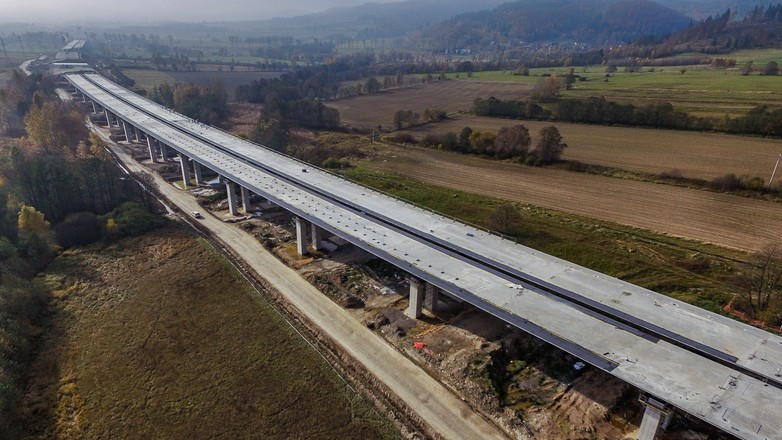 Budowa estakad na drodze ekspresowej S3