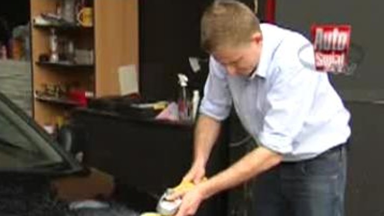 Auto Świat TV - Jak przywrócić blask lakierowi?