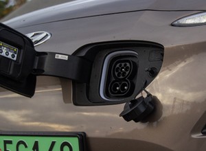 Sprawdzamy, jak działa system dopłat do aut elektrycznych. Wnioski są rozpatrywane, ale...