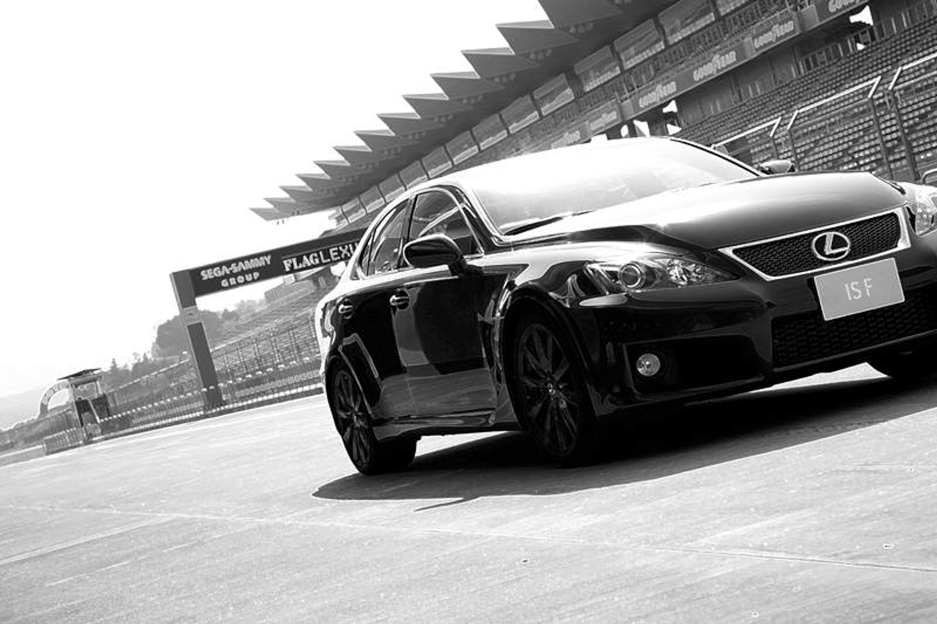 Tokio Motor Show 2007: Lexus IS-F - znamy osiągi i ceny japońskiej wersji!