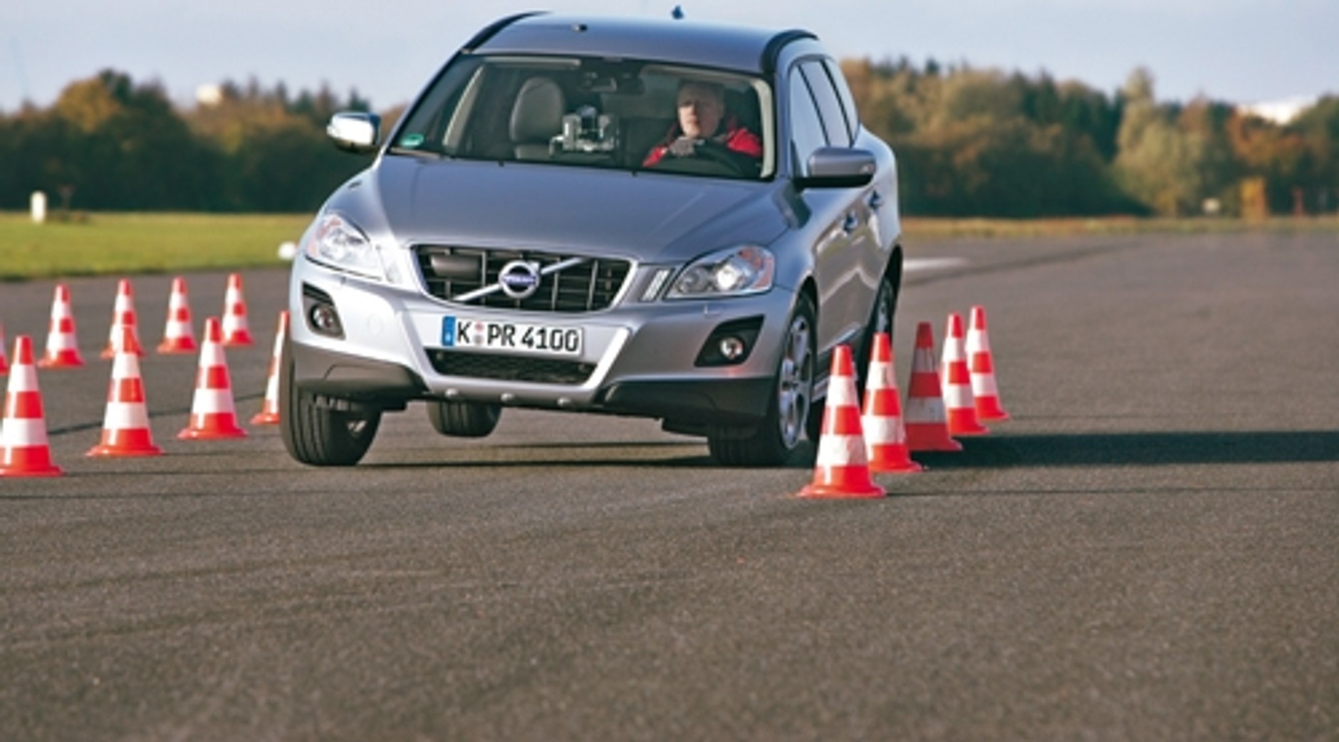 Volvo XC60 2.4 D5 - Volvo kontra test łosia