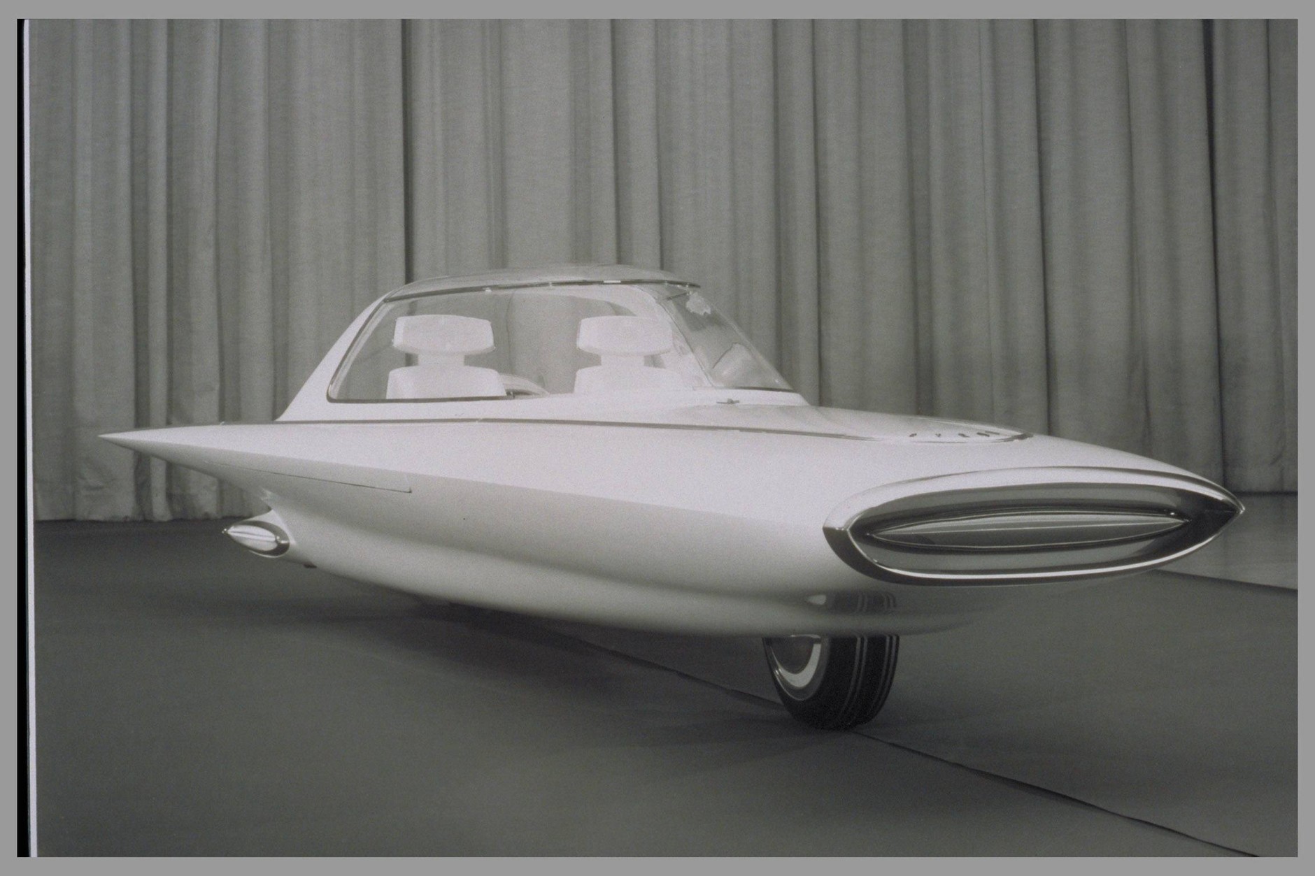 Ford Gyron (1961 r.)