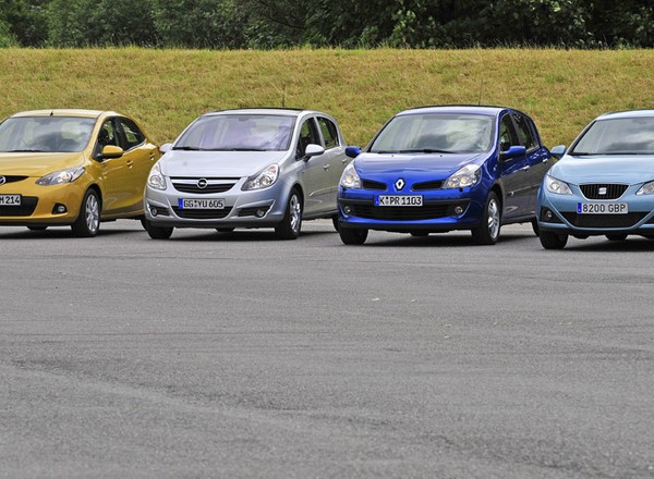 Mazda 2 kontra Corsa, Clio III i Ibiza IV: które auto zostanie królem miasta?