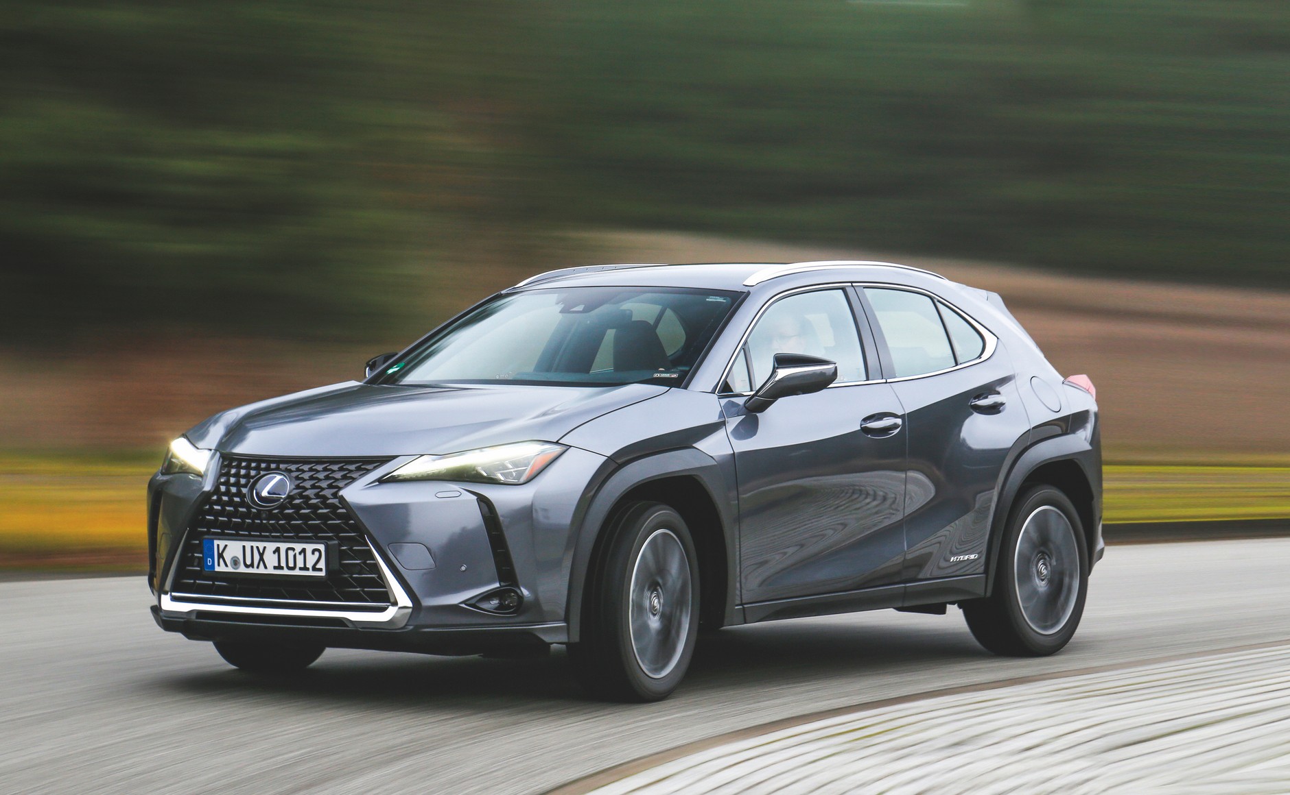 Lexus UX 250h