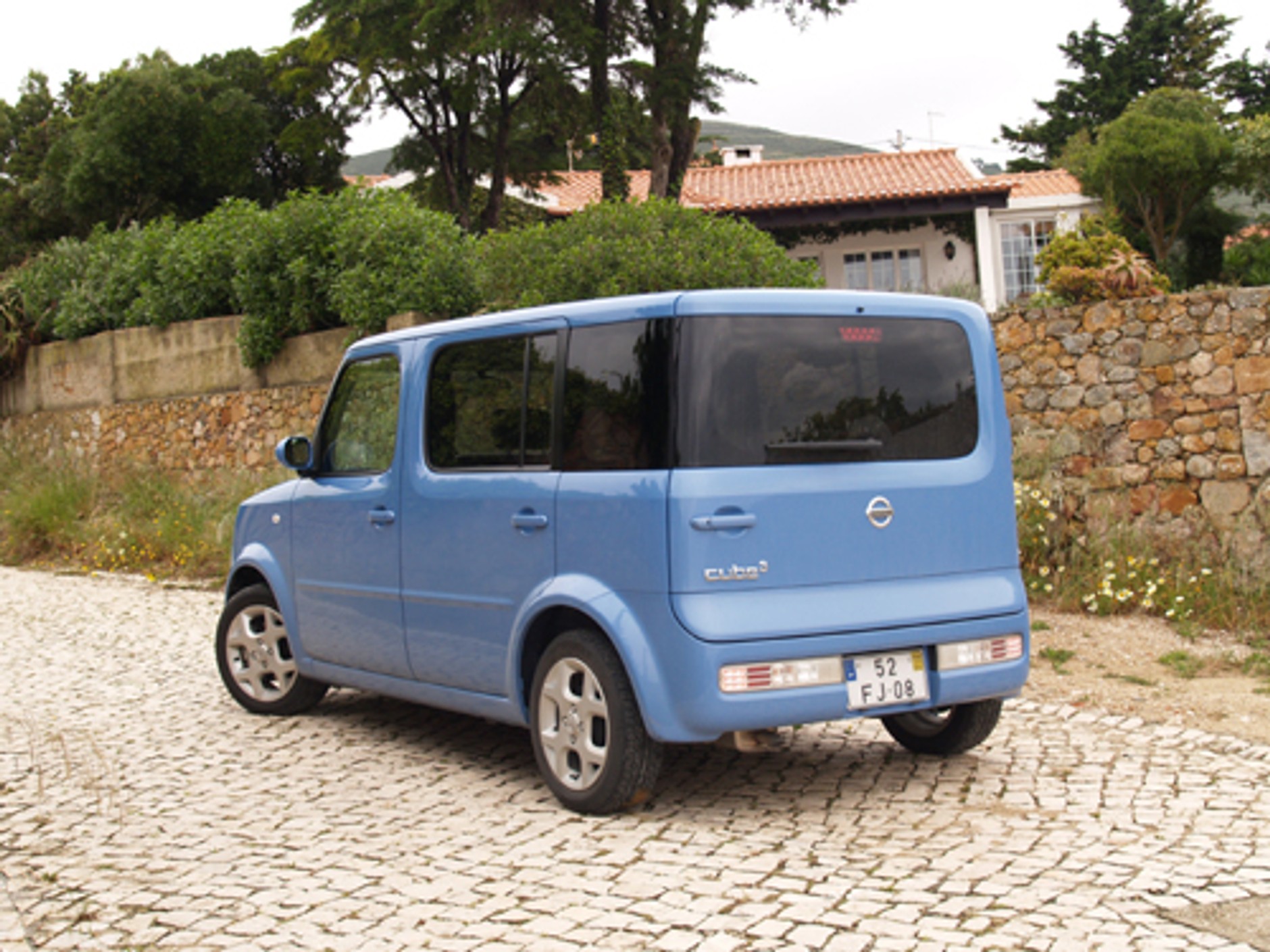Nissan Cube - Symaptyczne pudełeczko