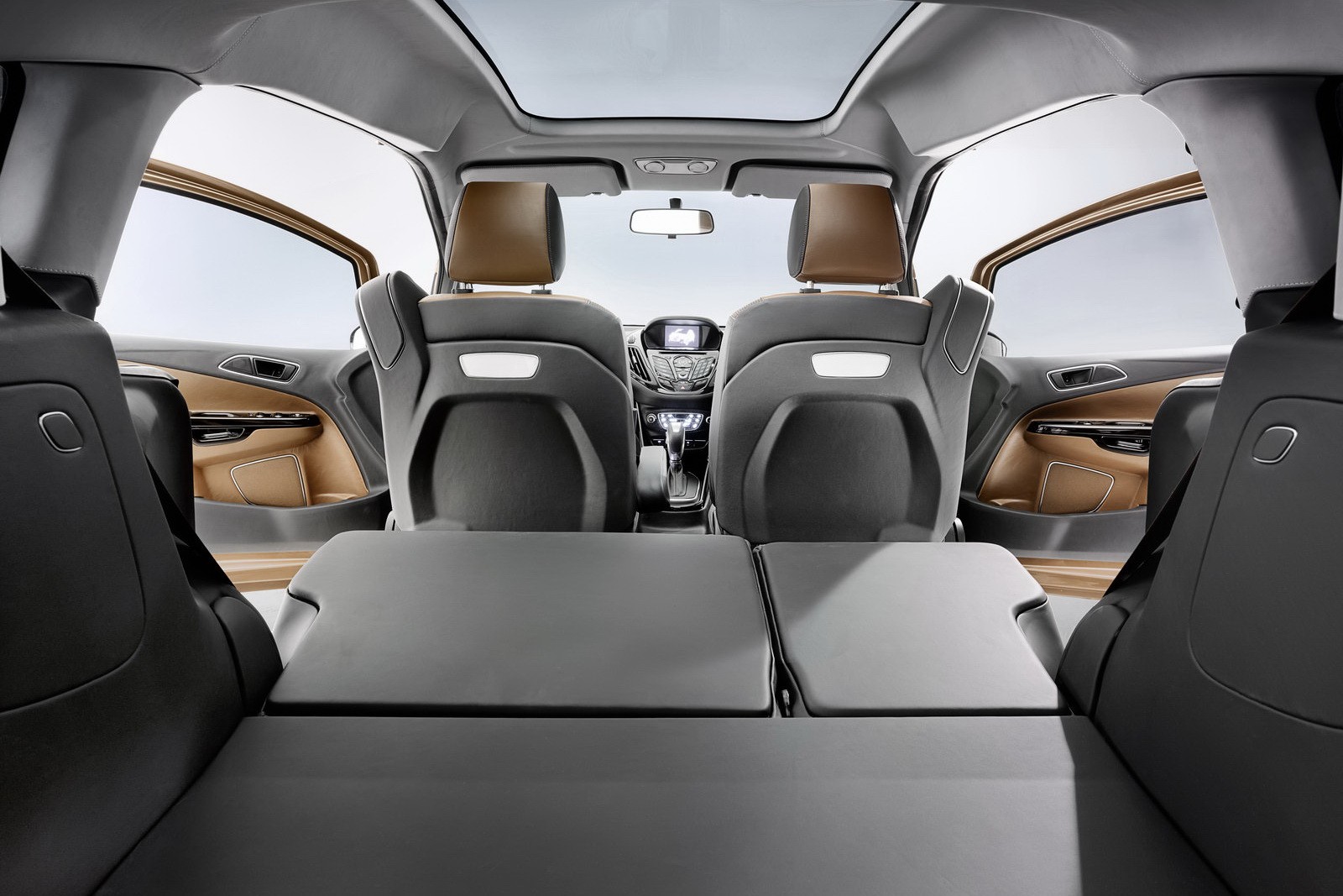 Ford B-MAX zwiastunem nowej ery