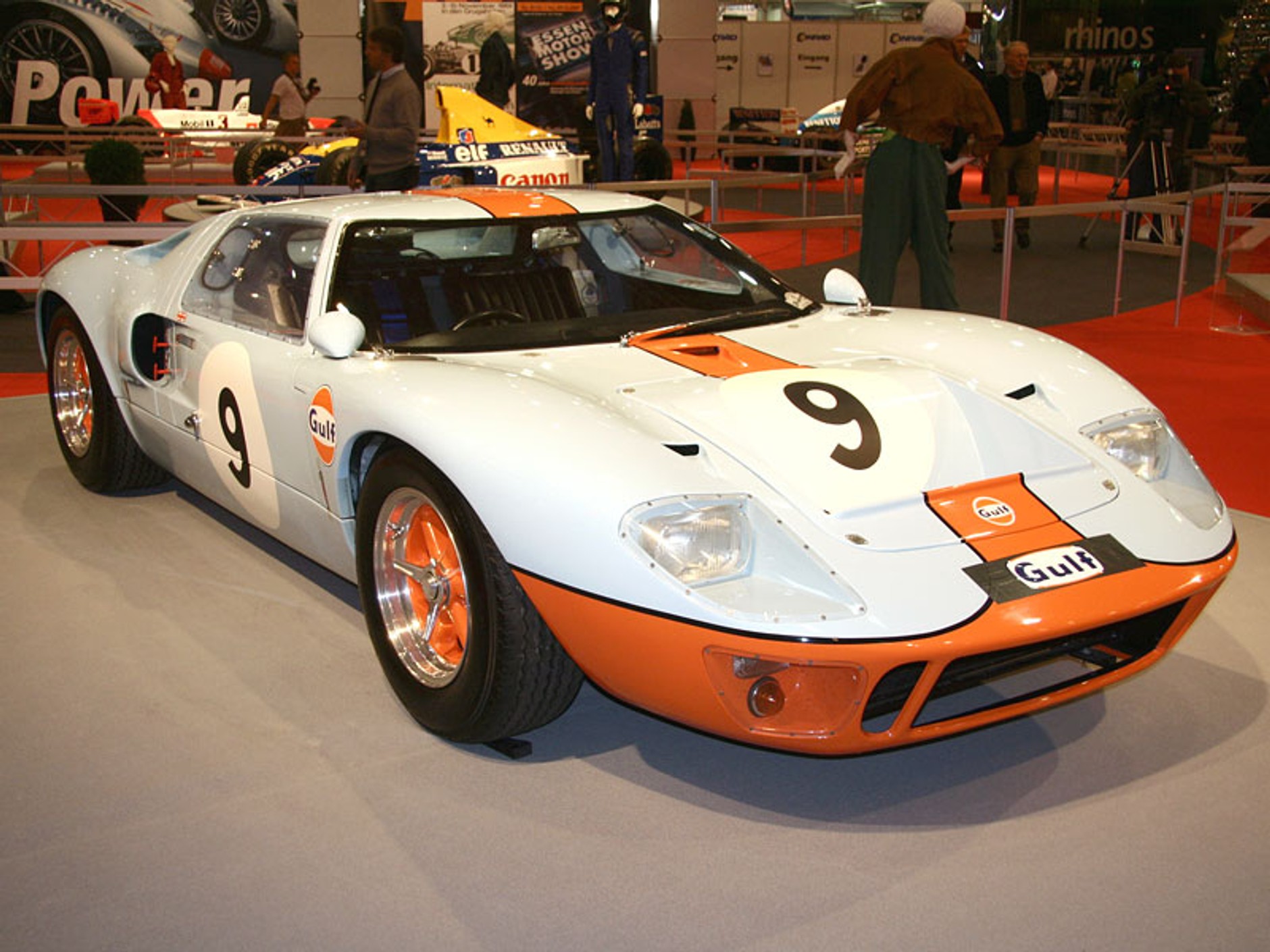 Essen Motor Show 2007: Spoilery, bajery, kilowaty (fotogaleria 4)