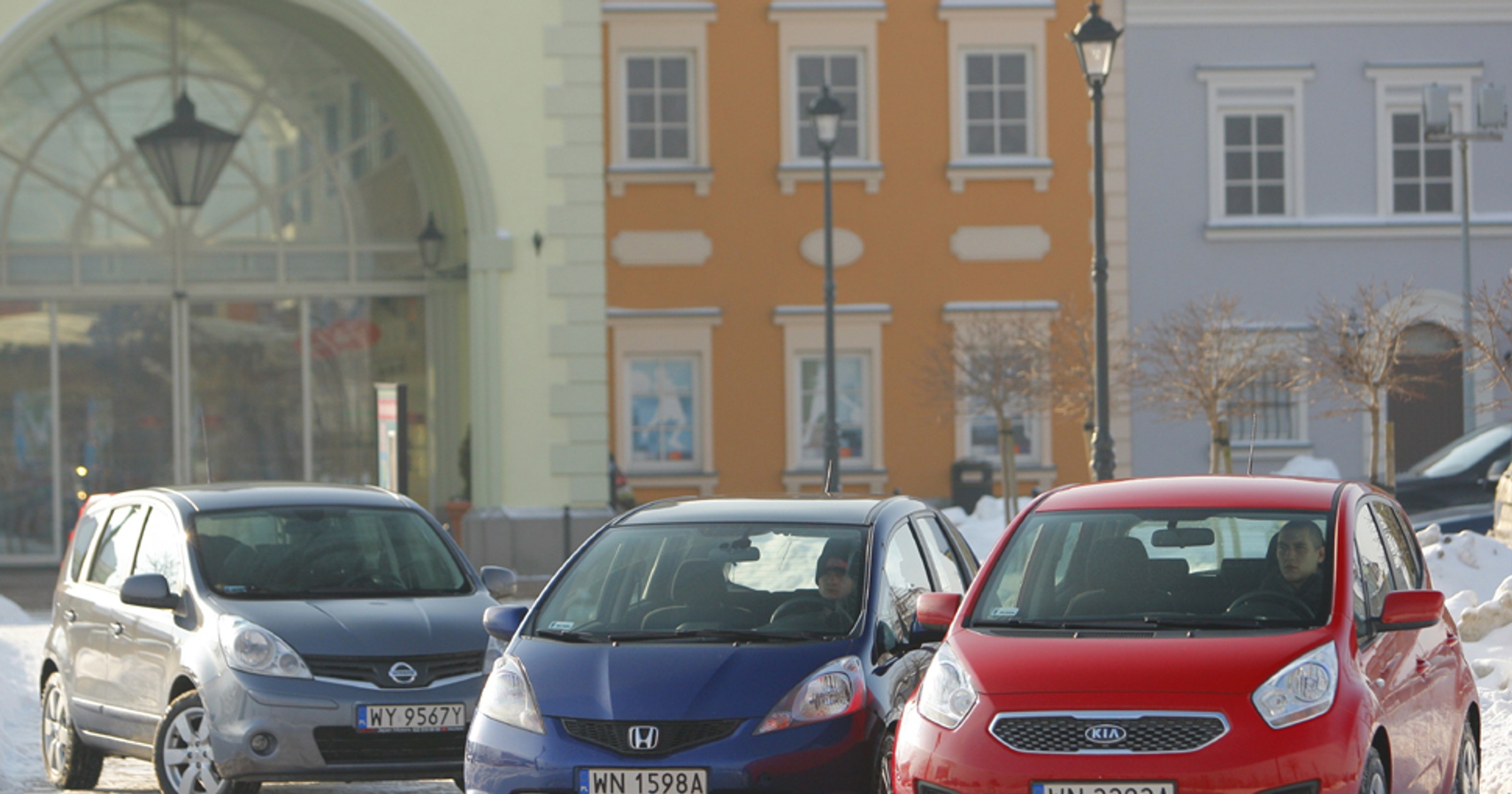 Maluchy, które nie boją  się wyzwań - Kia Venga kontra Honda Jazz i Nissan Note