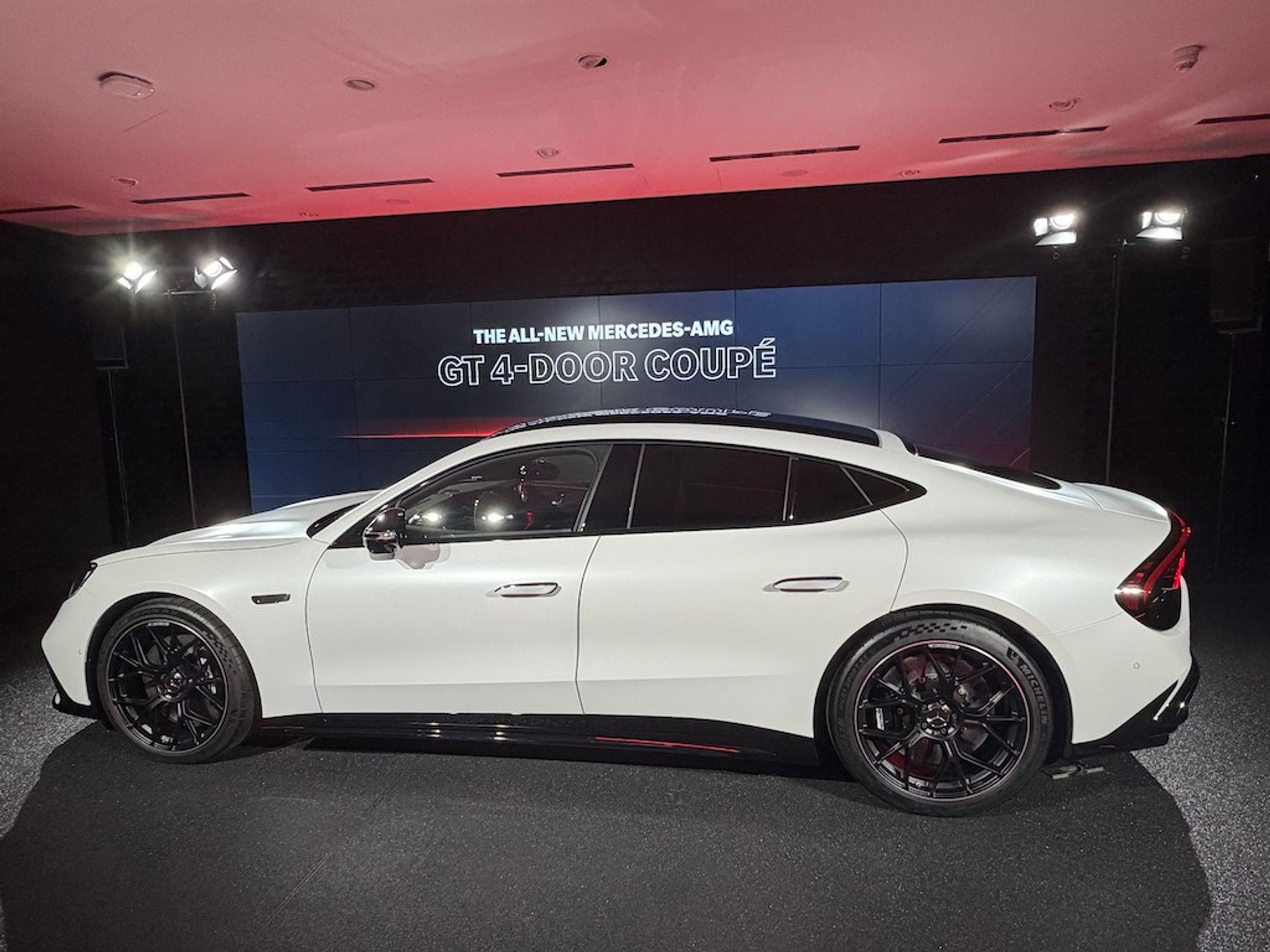Nowy elektryczny Mercedes AMG GT 4-Door Coupe