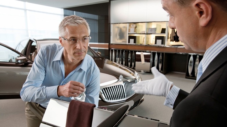 Maybach mówi: noś okulary!