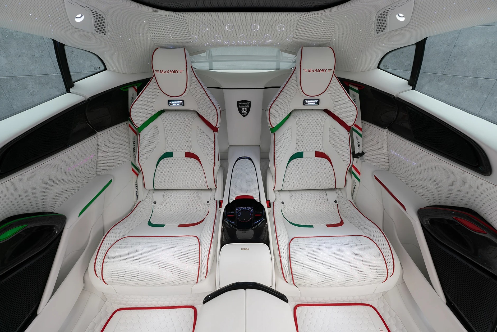 Mansory Pugnator Tricolore