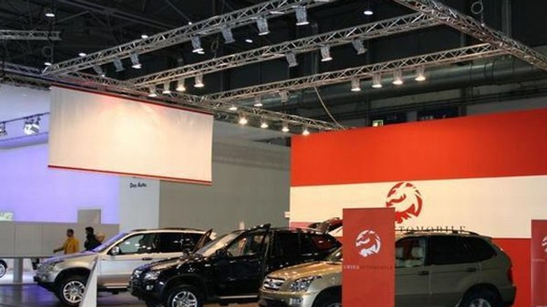 Chińczycy w natarciu