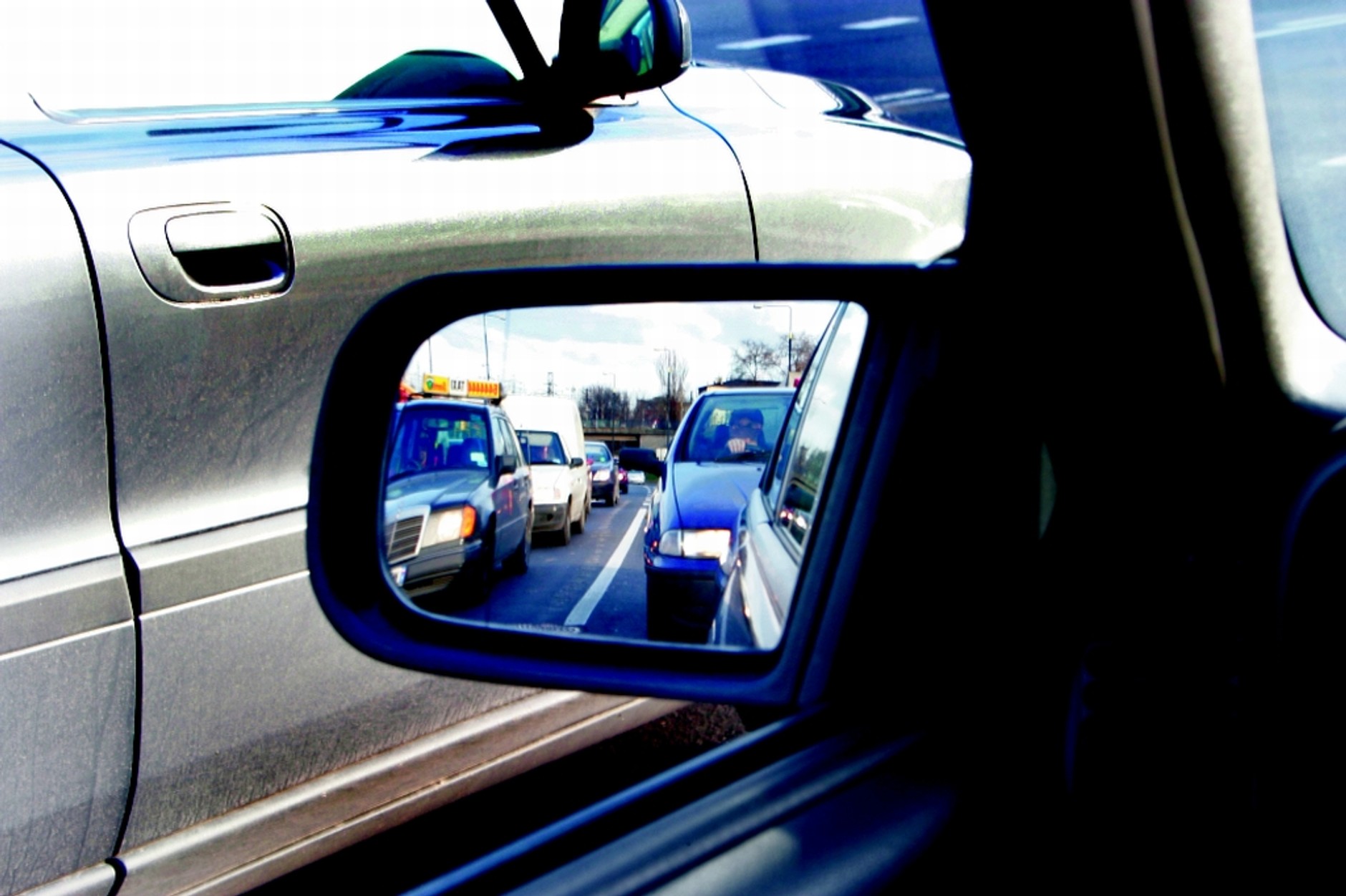 Wymiana lusterka - Radzimy jak to zrobić samodzielnie