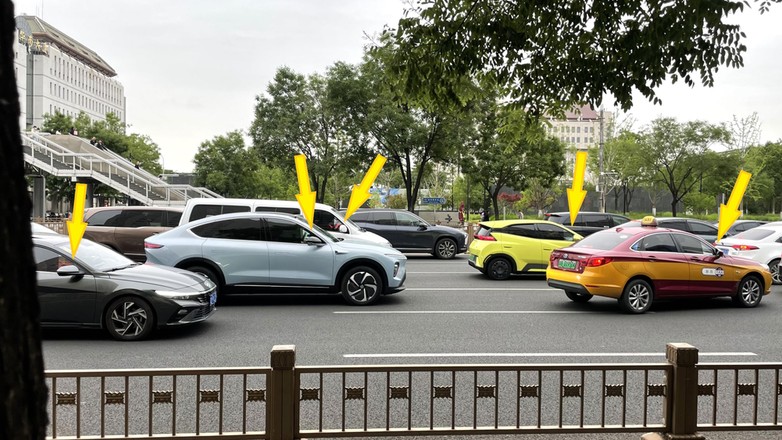 Chiny: samochody z dziwnie przyciemnionymi szybami