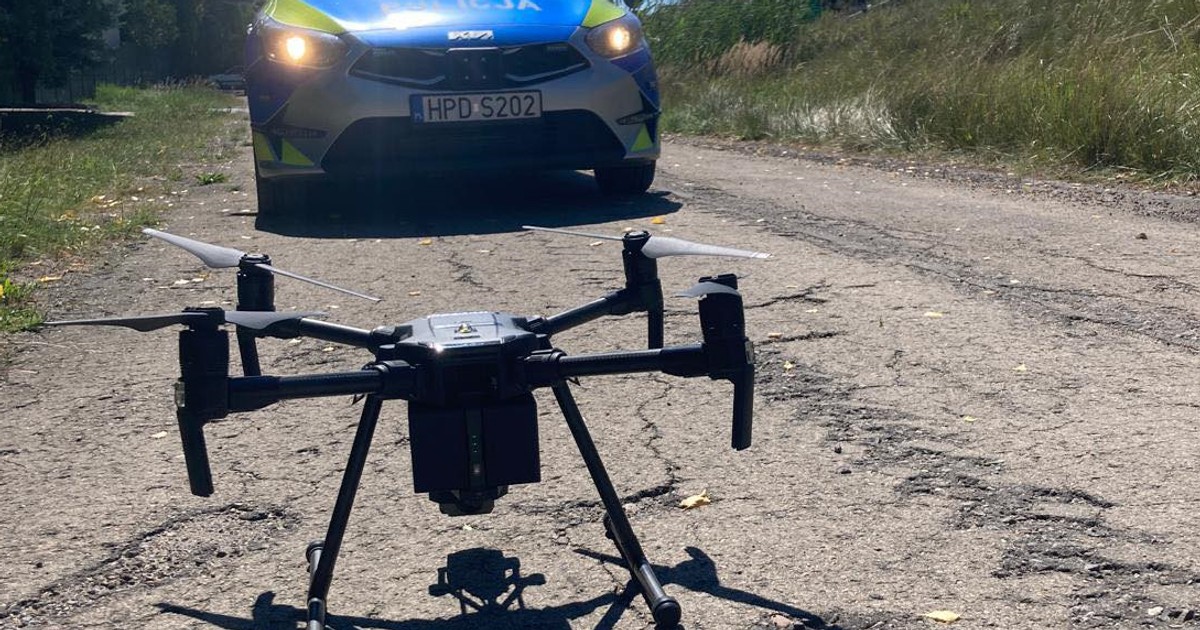 Policjanci obserwowali zachowania kierowców. Robili to tylko w jednym miejscu