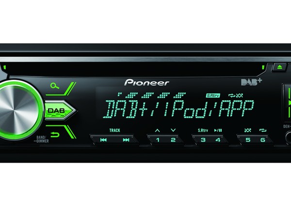 Pioneer: nowe radia samochodowe z USB, DAB+ i Bluetooth